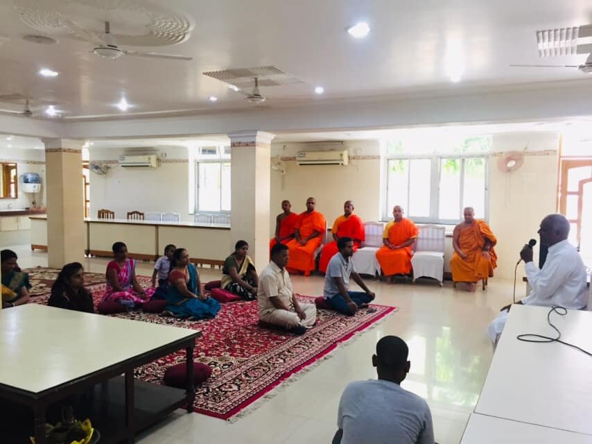 Yoga class participants